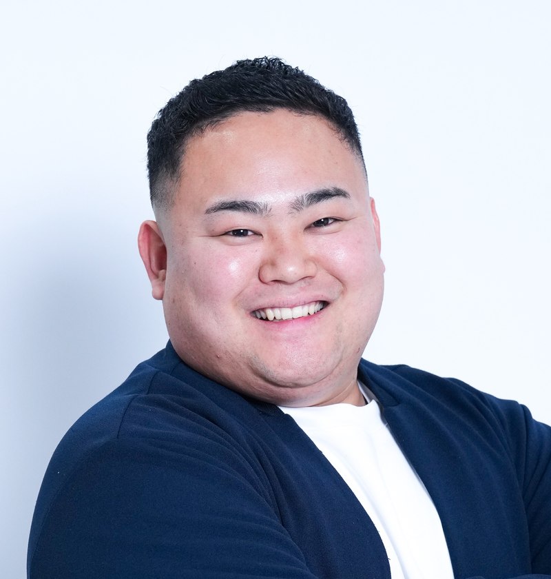 倉前 孝裕